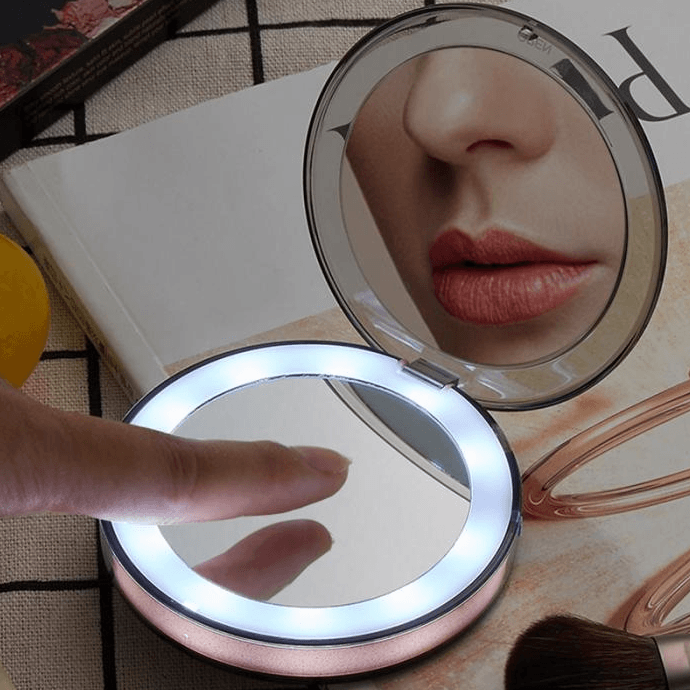 FANCII™: LED Compact Mirror USB Charger